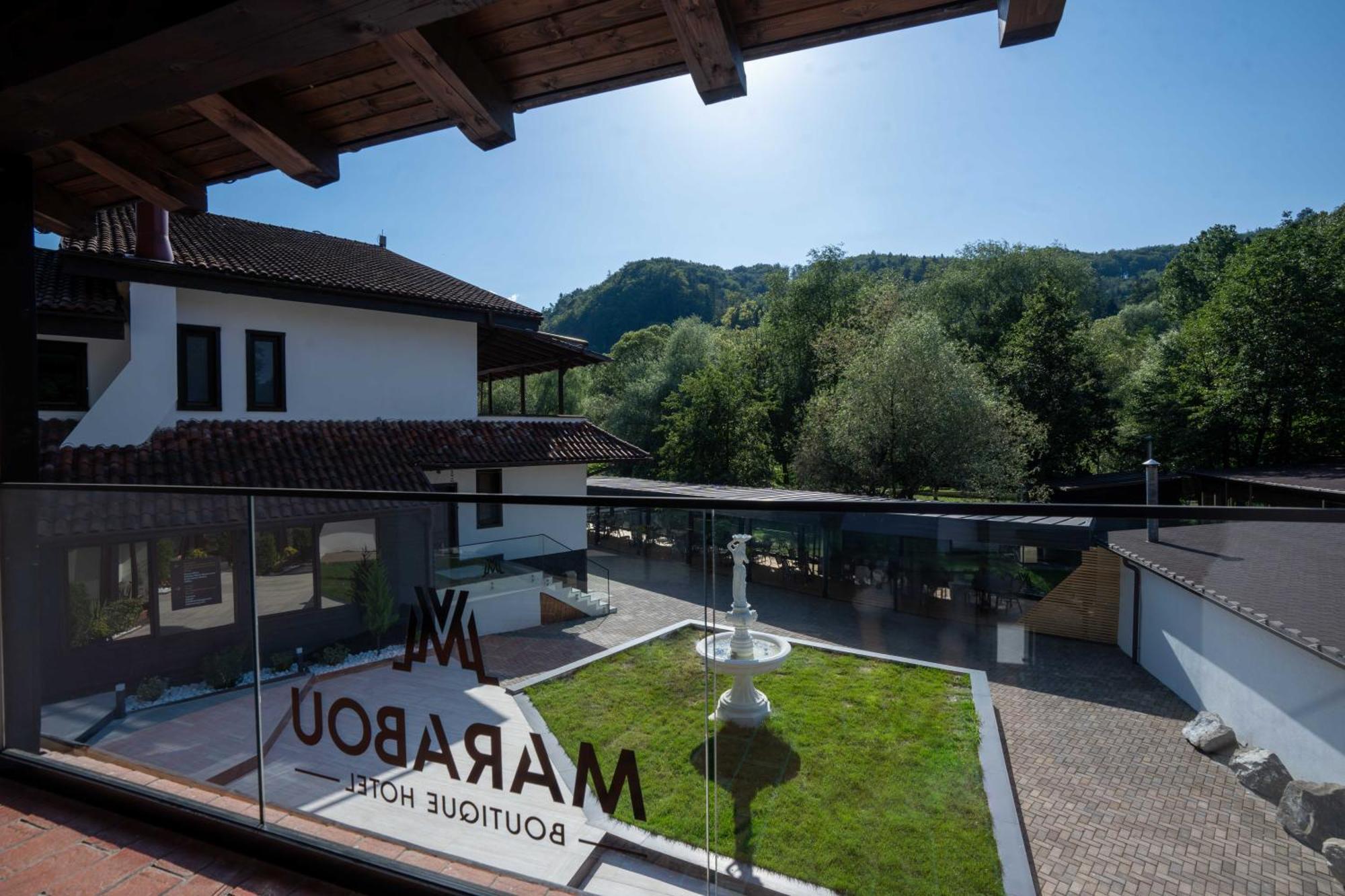 Marabou Resort Брашов Экстерьер фото