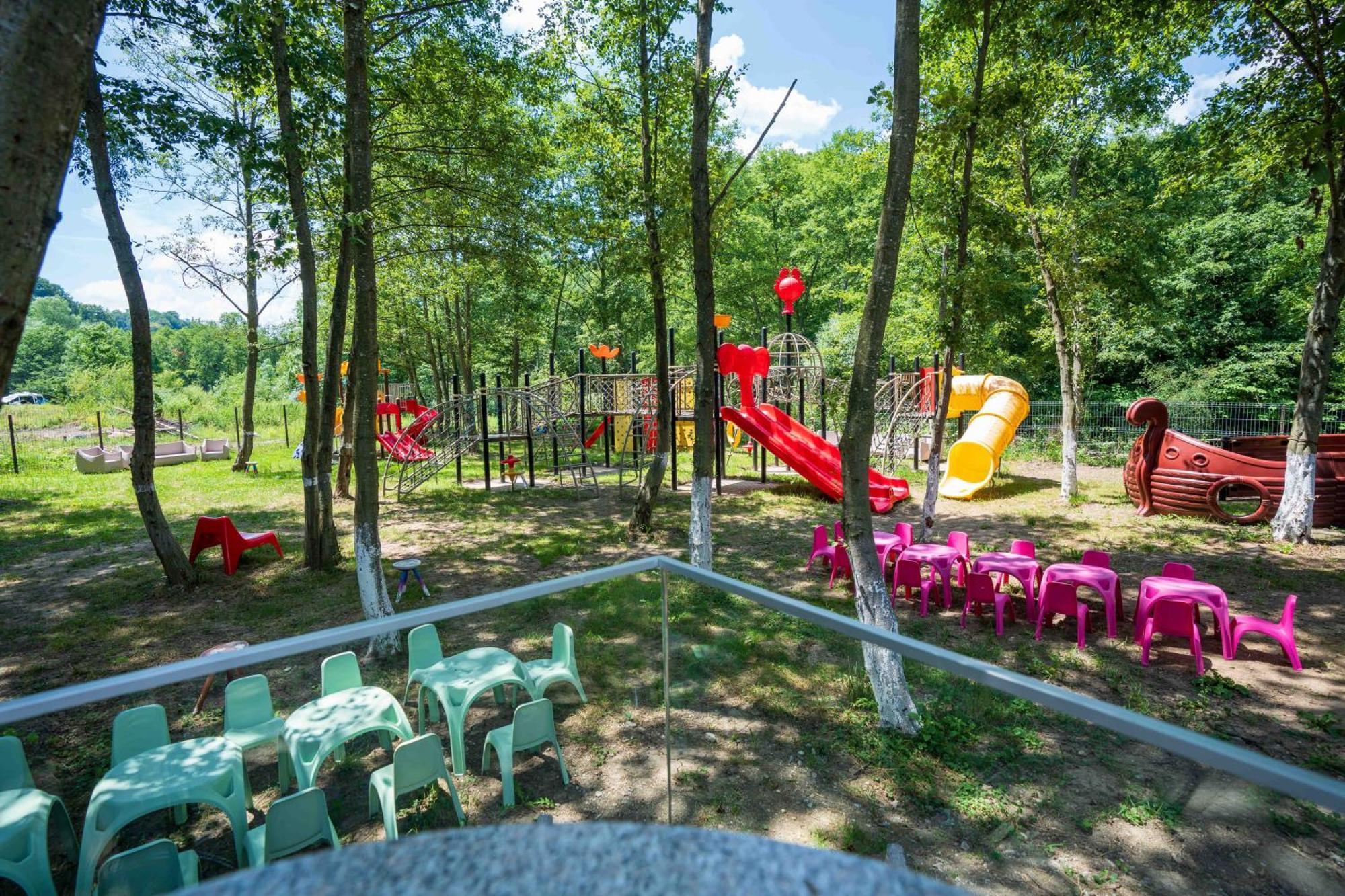 Marabou Resort Брашов Экстерьер фото